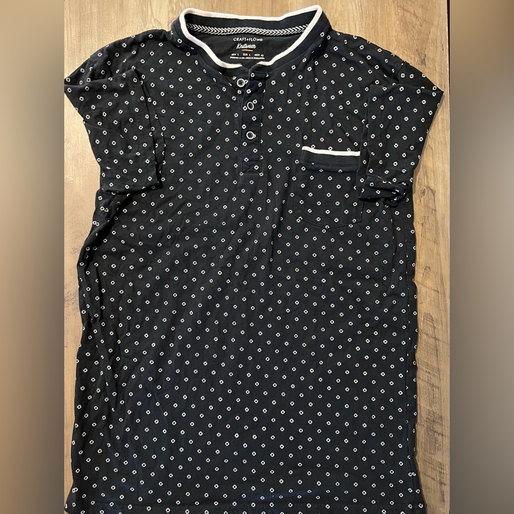 Mens Craft and Flow Knitwear - Large - short sleeve shirt